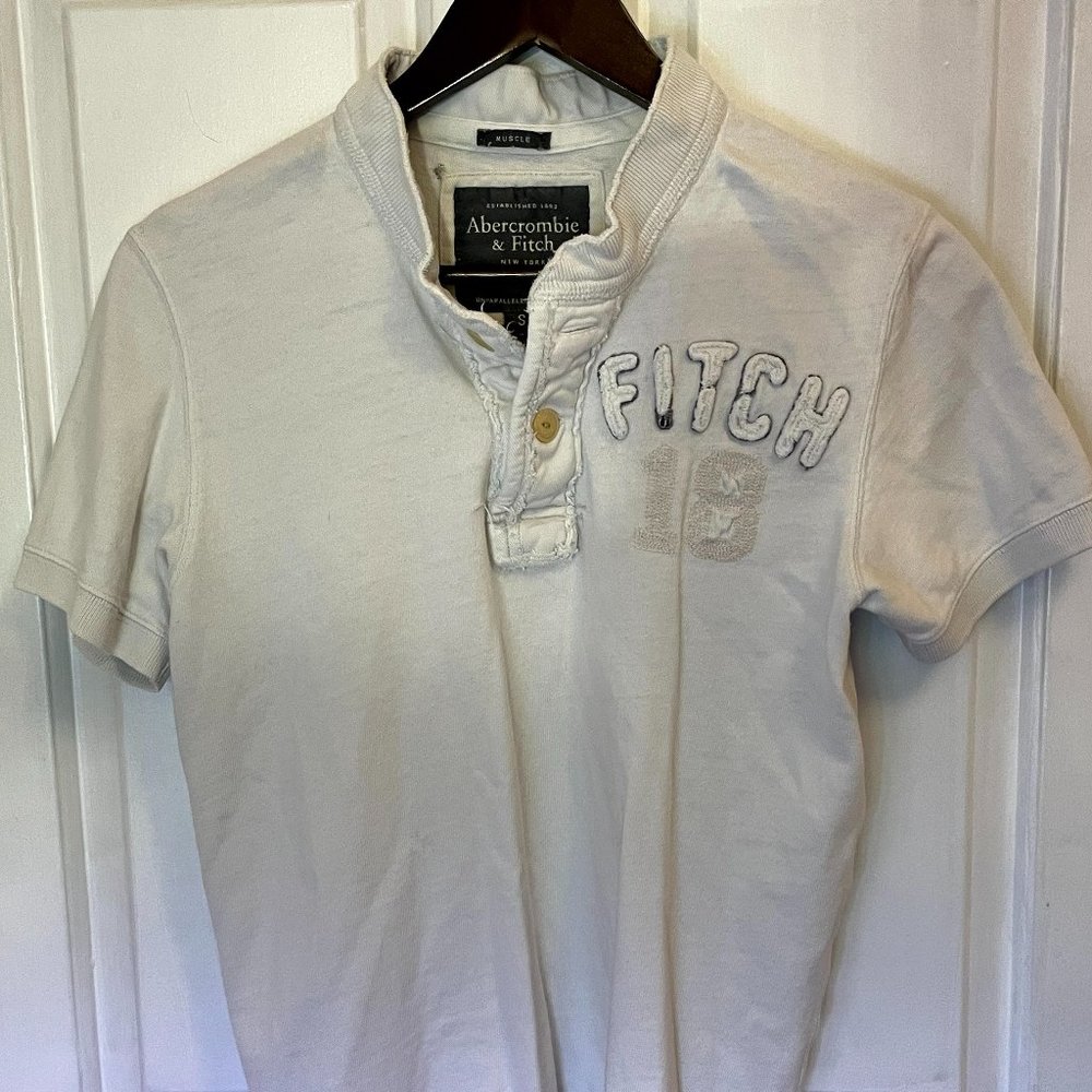 Vintage 00s Abercrombie White Henley - Small